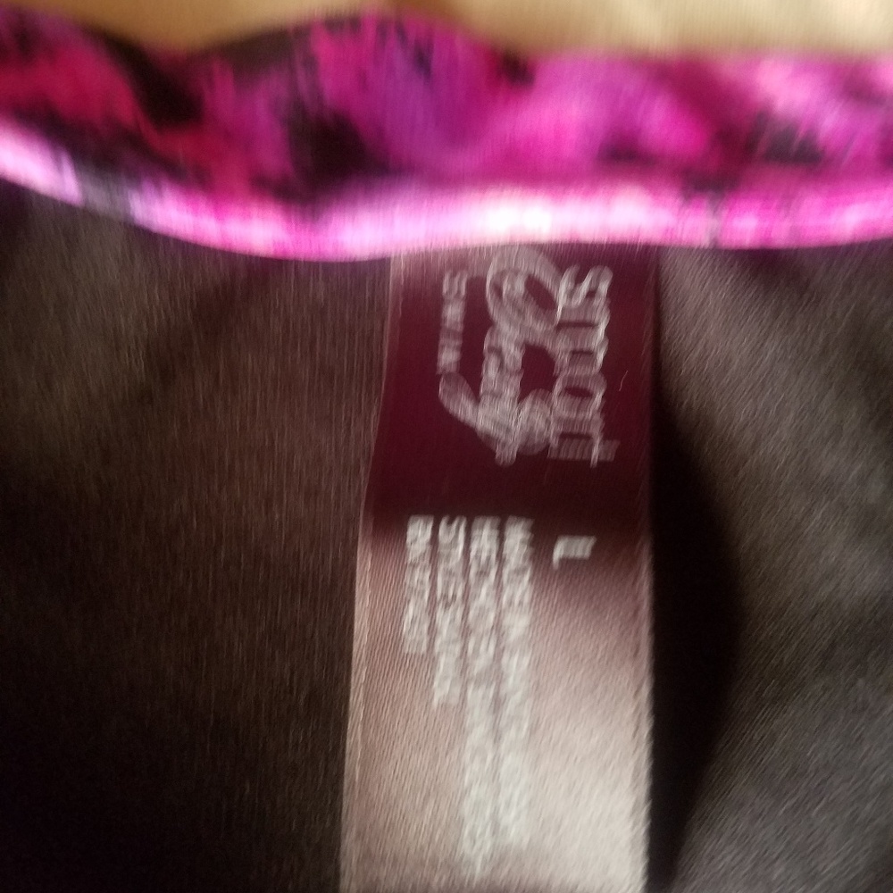 Bikini - Picture 2 of 2